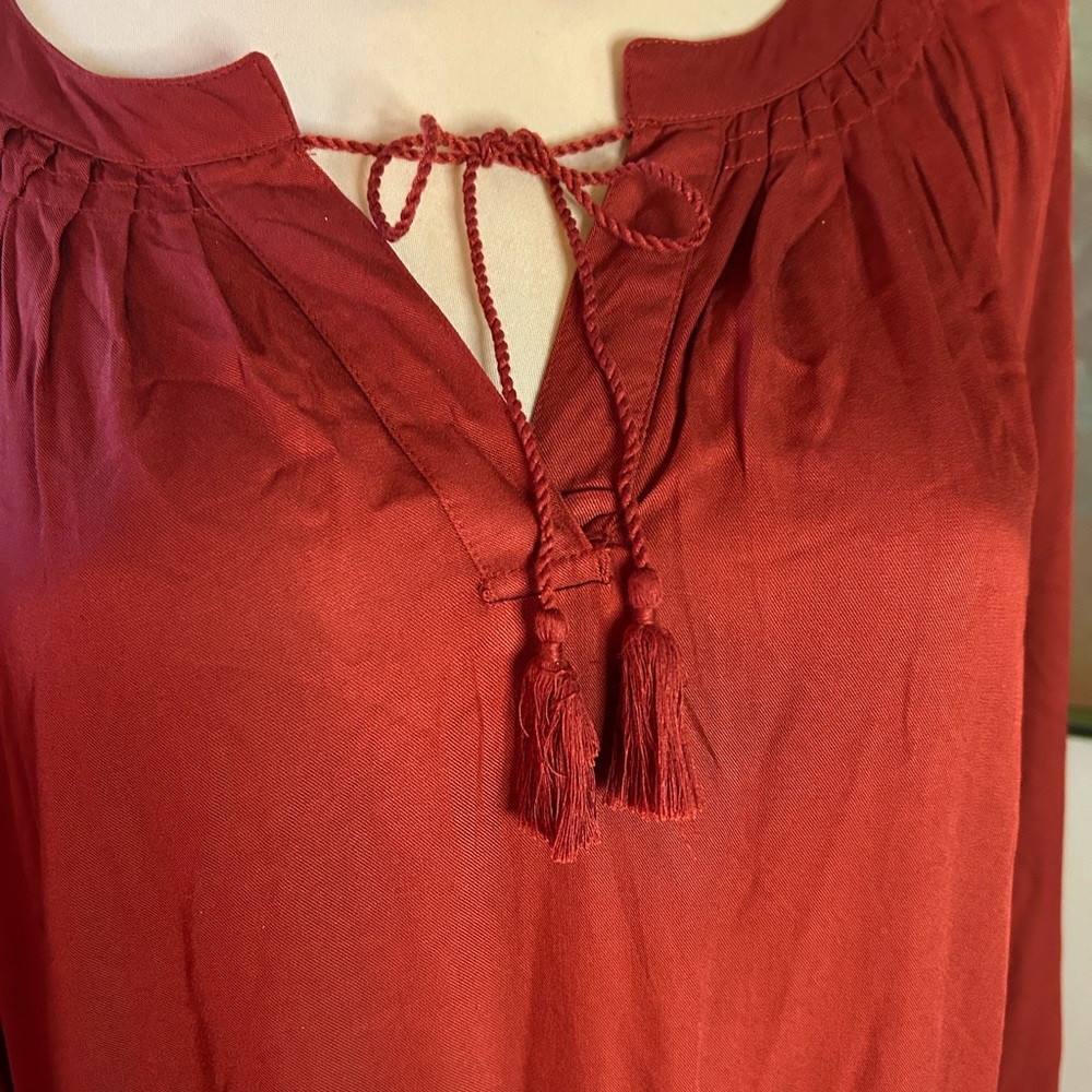 Old Navy Rust color Casual with Bishop Sleeves - Picture 4 of 6